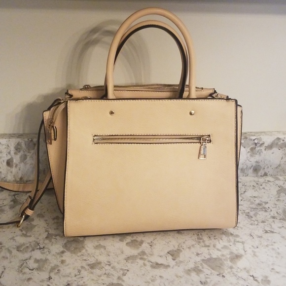 Hand bag - Picture 2 of 3